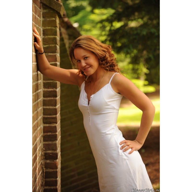 GG043 Kirsten 6