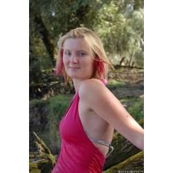 GG049 Nicole 1