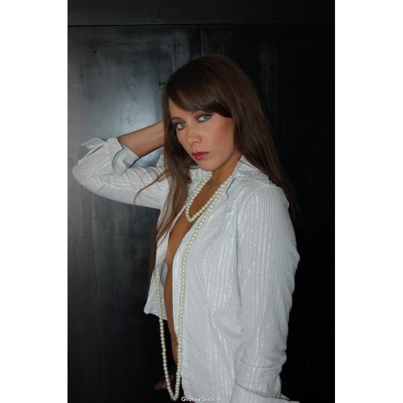 GG051 Sabrina 3