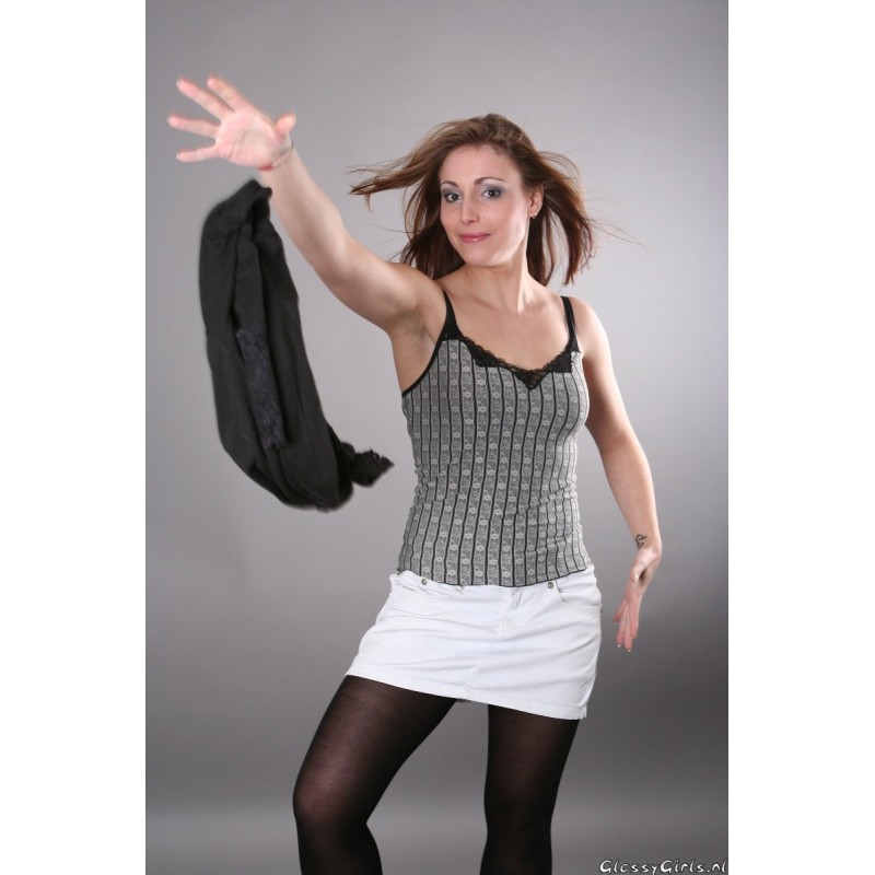 GG030 Laure 2