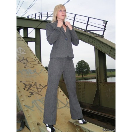 Debbie 03